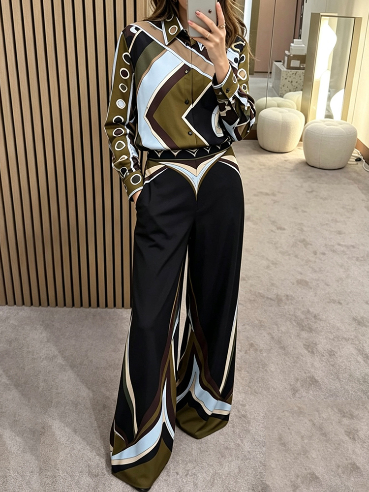 Silk Blouse Button - ชุดเสื้อผ้าไหมพิมพ์ลายเรขาคณิตสไตล์เรโทรสองชิ้น คอลเลคชั่นฤดูใบไม้ร่วงปี 2026 เสื้อผ้าผู้หญิง+กางเกงขายาวทรงหลวมแฟชั่น
